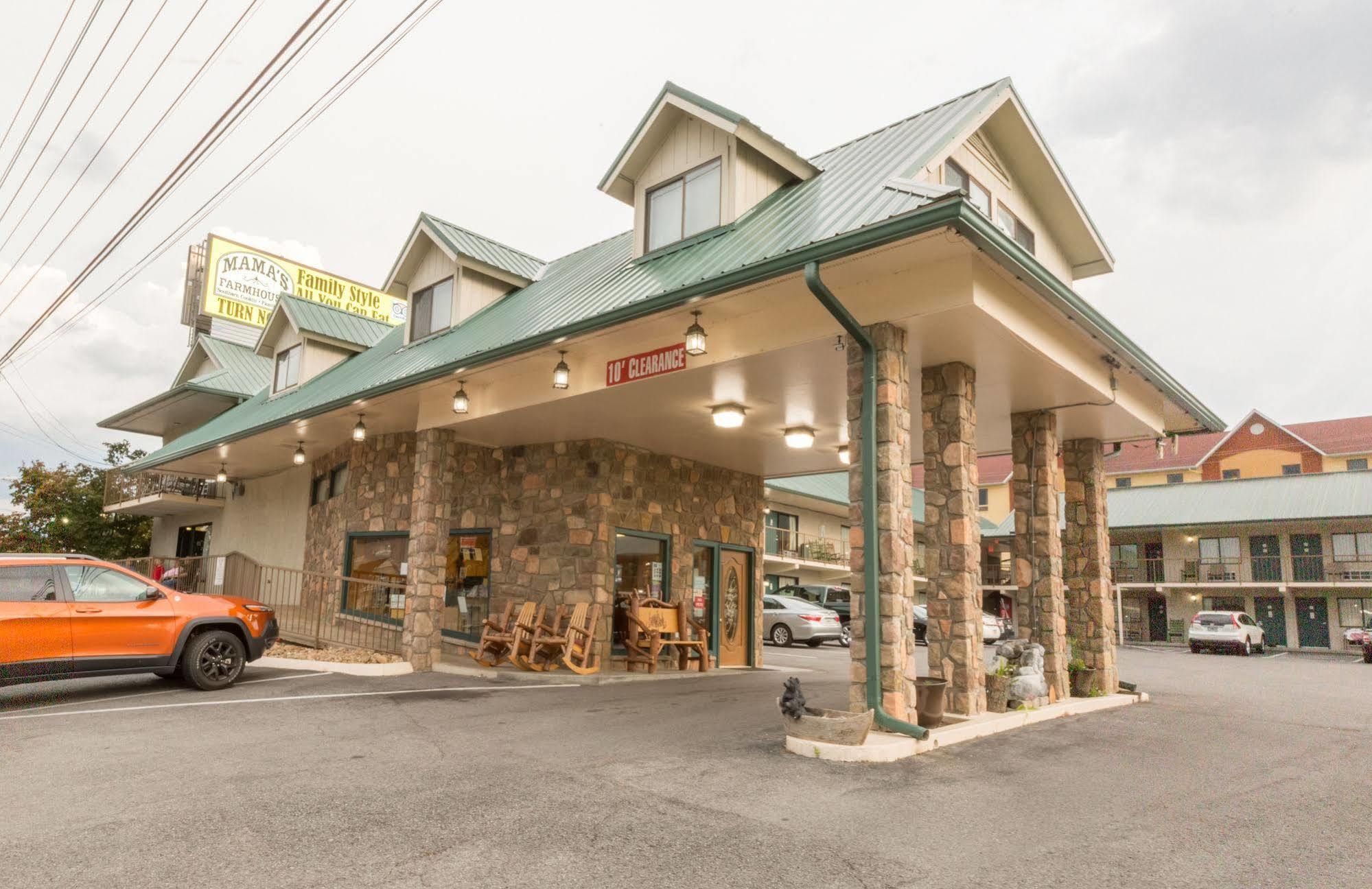 Mountain Breeze Motel Pigeon Forge Exteriör bild