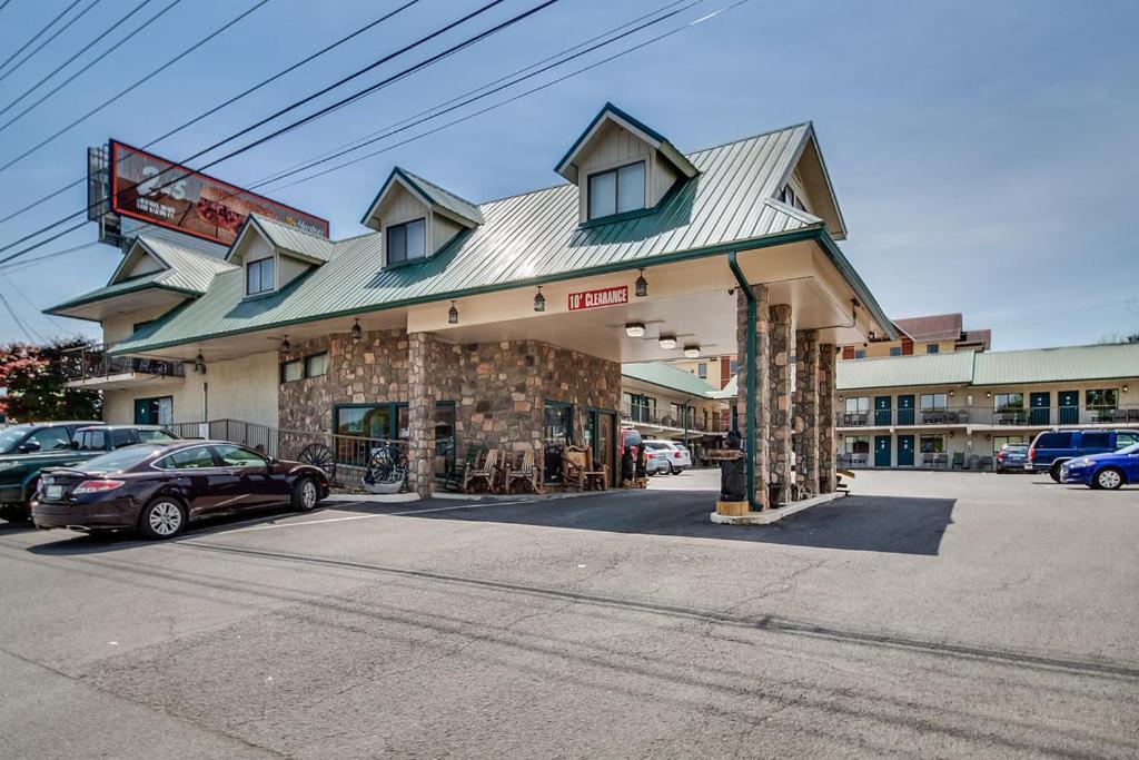 Mountain Breeze Motel Pigeon Forge Exteriör bild
